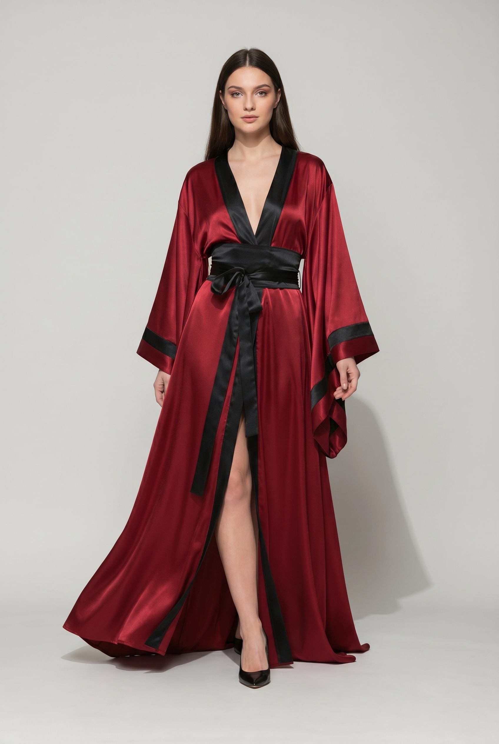Lyra Silk Robe